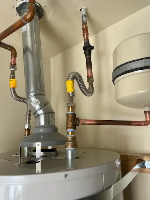 Water heater installation and plumbing repair in Fostoria
